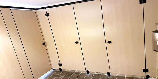 浴室/廁所隔間(搗擺)